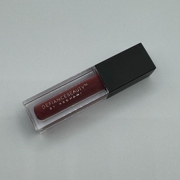 Defiance Beauty by Nechami Warrior Luminous Liquid Lipstick 4.3 ml - Picture 2 of 10